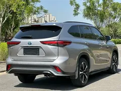 2021 Toyota Crown Kluger 2.5L HEV 4WD Premium — фото 6