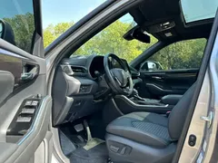 2021 Toyota Crown Kluger 2.5L HEV 4WD Premium — фото 7