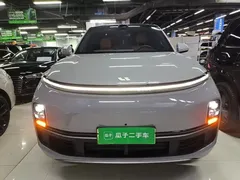 2025 Li Auto L9 Smart Refresh — фото 3
