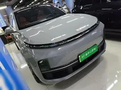 2025 Li Auto L9 Smart Refresh — фото 4