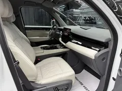 2024 Zeekr 009 6-Seat Executive 4WD 108kWh, белый — фото 17