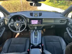 2021 Porsche Macan 2.0T — фото 9