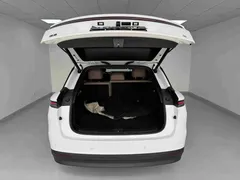 2025 Li Auto i6 2WD Standard, белый — фото 20