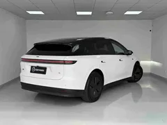 2025 Li Auto i6 2WD Standard, белый — фото 21
