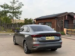 2022 Geely Emgrand 4th Gen 1.5L CVT Premium — фото 9