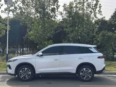 2026 BYD Song Pro DM-i PHEV 220km, белый — фото 3