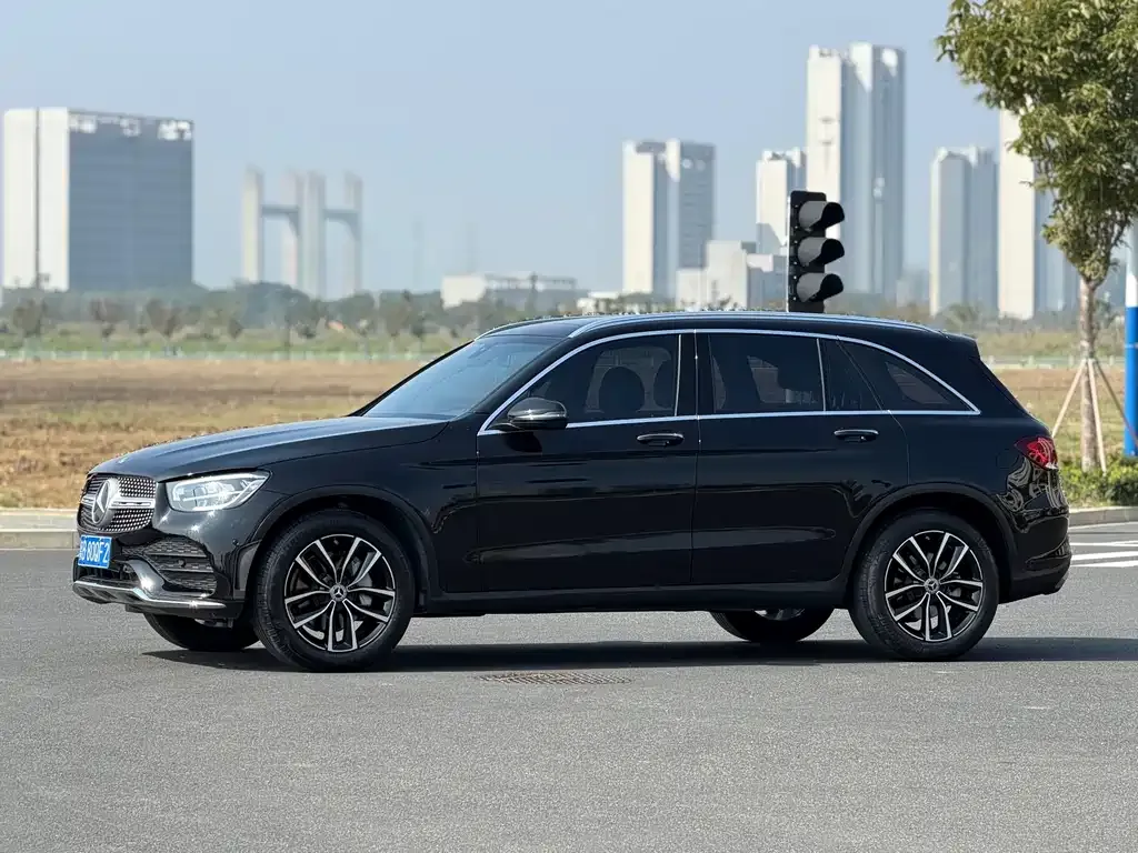 2022 Mercedes-Benz GLC 260 L 4MATIC Luxury