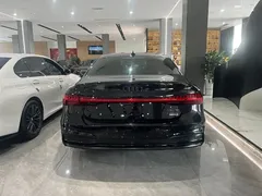 2023 Audi A7L 45 TFSI quattro S-line, чёрный — фото 8