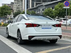 2020 Nissan Teana 2.0L XL Comfort, белый — фото 9