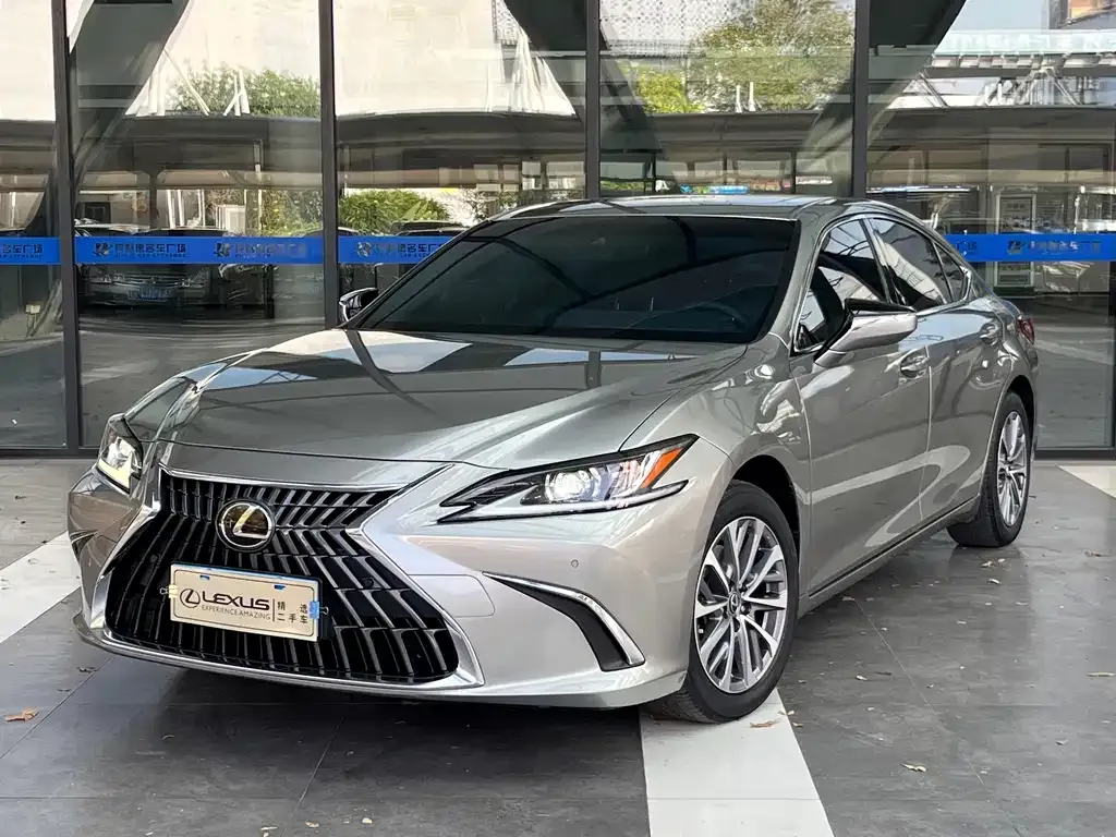 2022 Lexus ES 200 Excellence