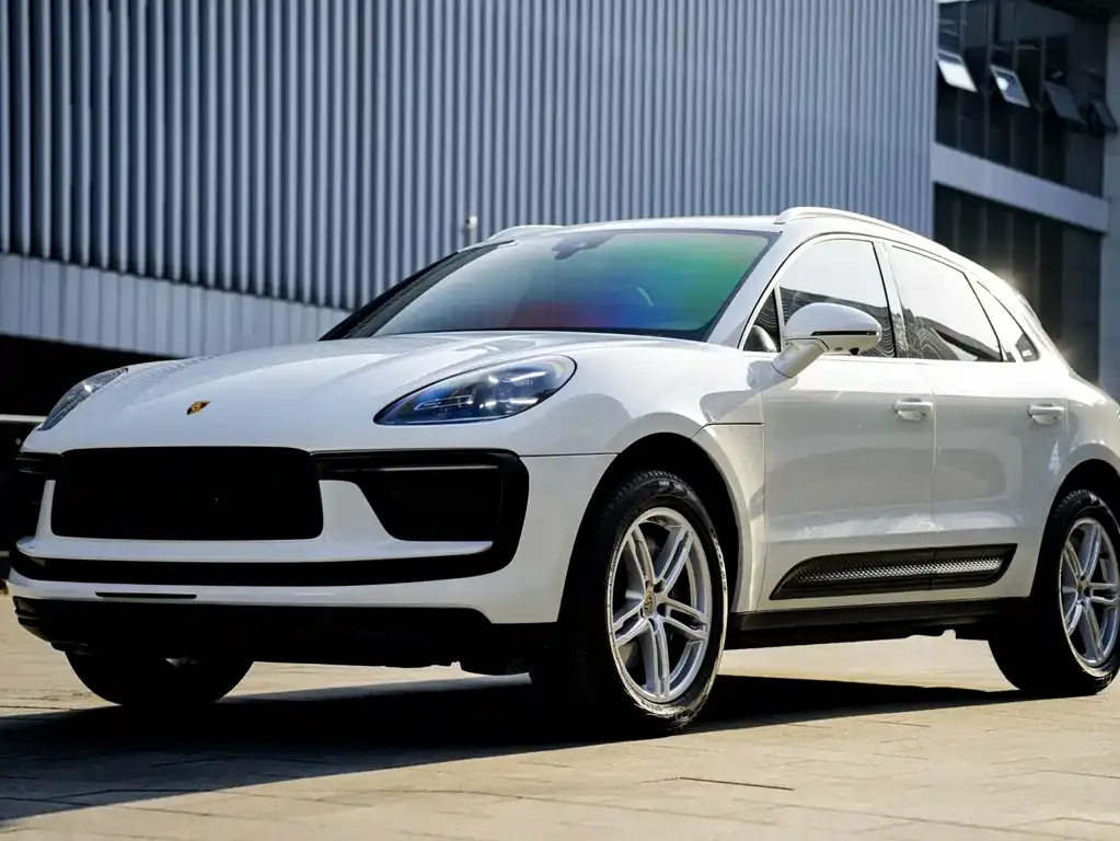 2022 Porsche Macan 2.0T