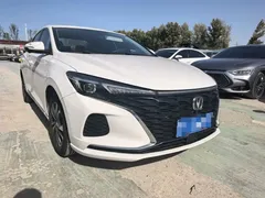 2021 Changan Eado PLUS Blue Whale NE 1.4T GDI DCT Premium, белый — фото 1