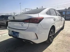 2021 Changan Eado PLUS Blue Whale NE 1.4T GDI DCT Premium, белый — фото 11