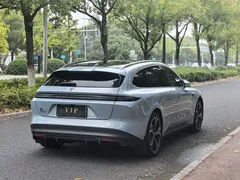 2023 Nio ET5T 75kWh Touring, синий — фото 23