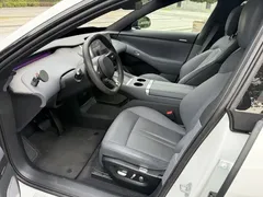 2025 Xiaomi YU7 4WD Pro, белый — фото 4