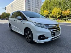 2021 Honda Odyssey 2.0L Premium, белый — фото 3