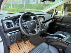2021 Honda Odyssey 2.0L Premium, белый — фото 10