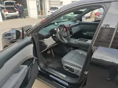 2025 Zeekr 7X 75kWh RWD Smart Driving, чёрный — фото 3