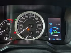 2023 Toyota Corolla 1.2T Elite, белый — фото 8