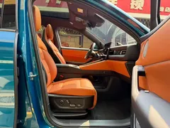 2026 Aito M6 EV Max+ Long Range, синий — фото 8