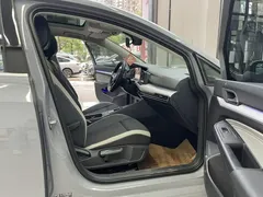 2021 Volkswagen Golf 280TSI DSG Pro — фото 9
