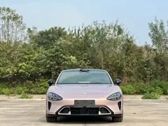 2026 Xiaomi SU7 RWD Standard — фото 2