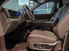 2026 Aito M7 EREV Ultra 4WD 5-seat 192-line Lidar, чёрный — фото 8