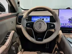 2026 Aito M7 EREV Ultra 4WD 5-seat 192-line Lidar, чёрный — фото 12
