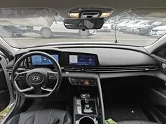 2021 Hyundai Elantra 1.5L CVT TOP Flagship, белый — фото 10