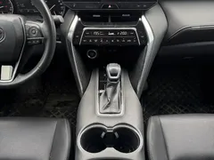 2022 Toyota Harrier 2.0L CVT 2WD Premium, чёрный — фото 13