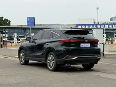 2022 Toyota Harrier 2.0L CVT 2WD Premium, чёрный — фото 18