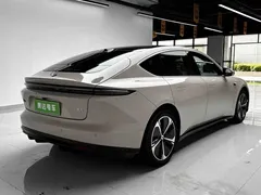 2025 Nio ET5 75kWh — фото 4