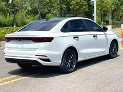 2023 Geely Emgrand 4th Gen Champion 1.5L CVT Luxury, белый — фото 8