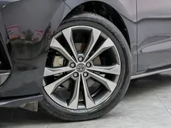 2022 Toyota Granvia 2.5L Hybrid Flagship, чёрный — фото 3