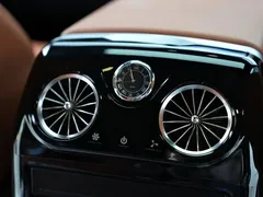 2022 Toyota Granvia 2.5L Hybrid Flagship, чёрный — фото 13