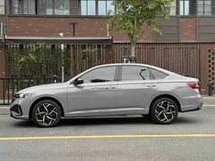 2023 Volkswagen Lavida 300TSI DSG — фото 3