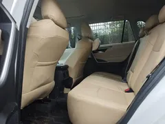 2022 Toyota RAV4 2.0L CVT 2WD Fashion, белый — фото 4