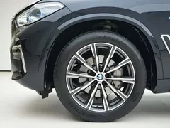 2022 BMW X5 30Li Premium M Sport Package, чёрный — фото 15