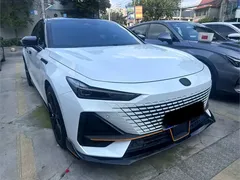 2023 Changan UNI-V 1.5T Sport, белый — фото 1