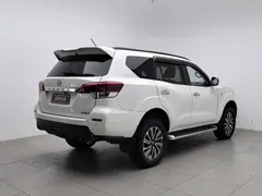 2020 Nissan Terra 2.5L XL Upper 4WD AT Luxury, белый — фото 2