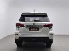 2020 Nissan Terra 2.5L XL Upper 4WD AT Luxury, белый — фото 4