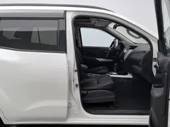 2020 Nissan Terra 2.5L XL Upper 4WD AT Luxury, белый — фото 23