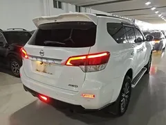 2020 Nissan Terra 2.5L XL Upper 4WD AT Luxury, белый — фото 7