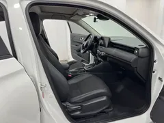 2023 Honda Vezel 1.5L CVT Pioneer, белый — фото 4