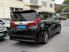 2021 Toyota Alphard Hybrid 2.5L Luxury, чёрный — фото 4