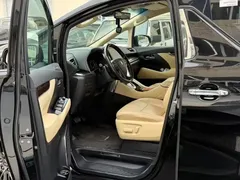 2021 Toyota Alphard Hybrid 2.5L Luxury, чёрный — фото 7