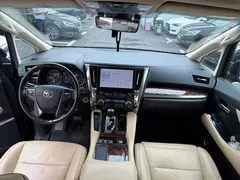 2021 Toyota Alphard Hybrid 2.5L Luxury, чёрный — фото 9