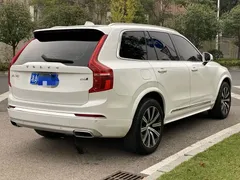 2021 Volvo XC90 7-seat, белый — фото 7
