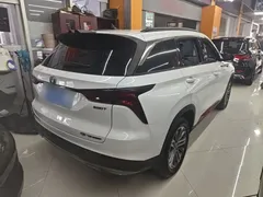 2021 Changan CS75 PLUS 1.5T AT Luxury, белый — фото 7