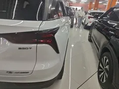 2021 Changan CS75 PLUS 1.5T AT Luxury, белый — фото 8